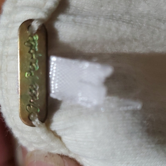 blouse - Picture 2 of 2